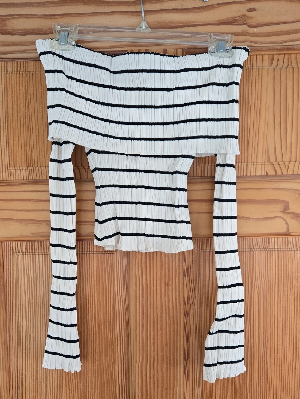 Meshki Black & White Ribbed Striped Top